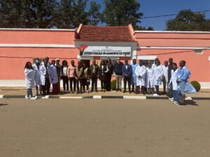 Conhecimento em Ação: Visita de Estudo ao Hospital Municipal da Ecunha